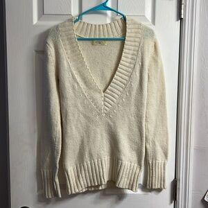 XS V-neck Old Navy sweater